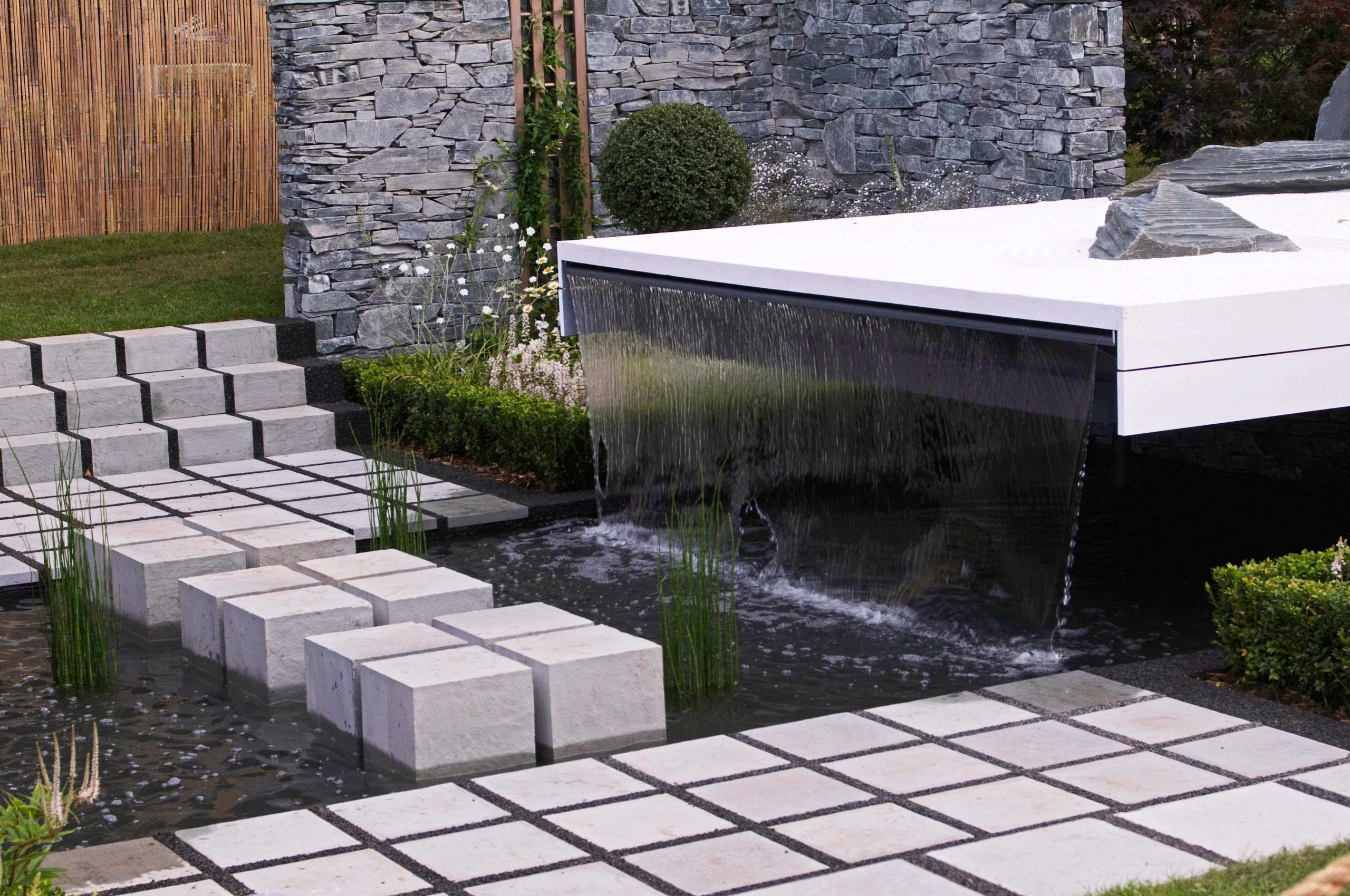 Garden Water Feature And Fountains Installation Company Dulwich SE21
